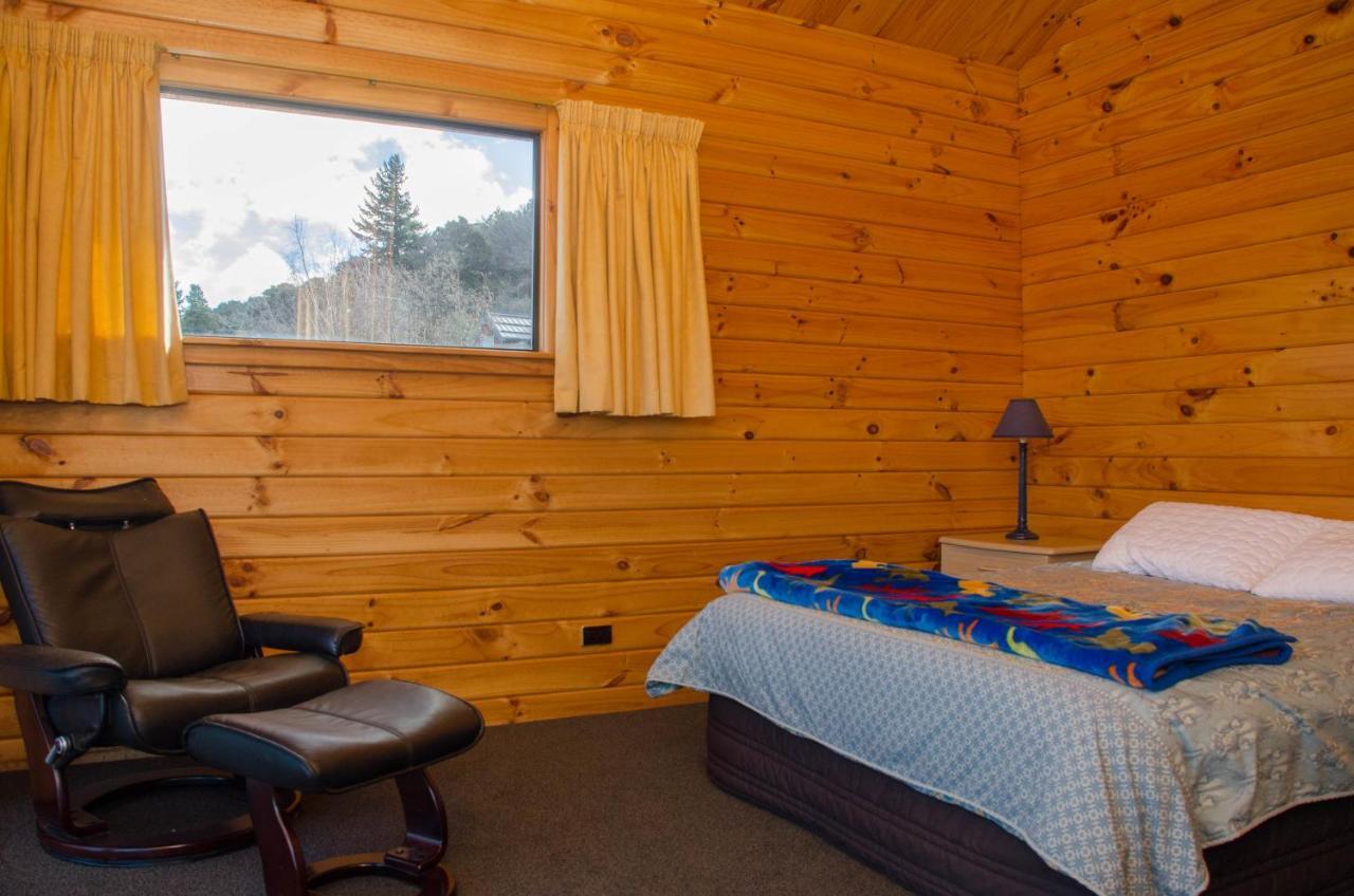 Alpine On Oregon แฮนเมอร์สปริงส์ ภายนอก รูปภาพ